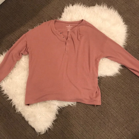 American Eagle Top - Picture 1 of 1